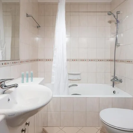 Βίλα Resitour - Perneri Three Bedroom Τάλα
