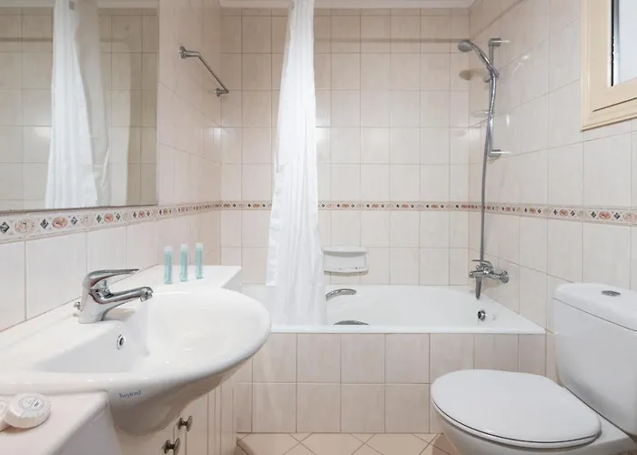 Villa Resitour - Perneri Three Bedroom Tala